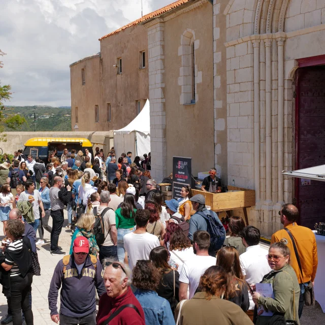 Da Manghja Chjesa Festi Bocca Bonifacio
